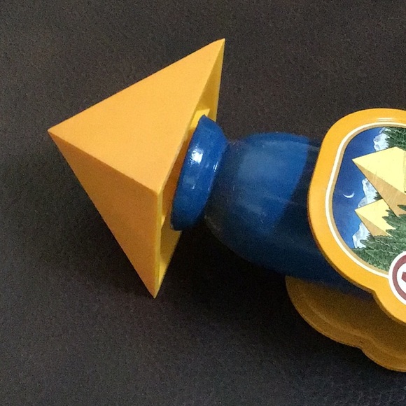 🍻 Pyramid Hefeweizen Ceramic Tap Handle, 11 1/2” - Picture 4 of 5